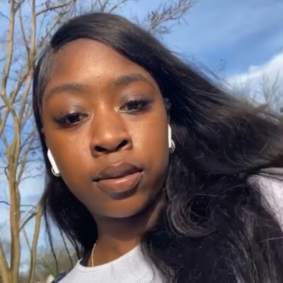 Meet your Posher, Nae - Picture 1 of 1